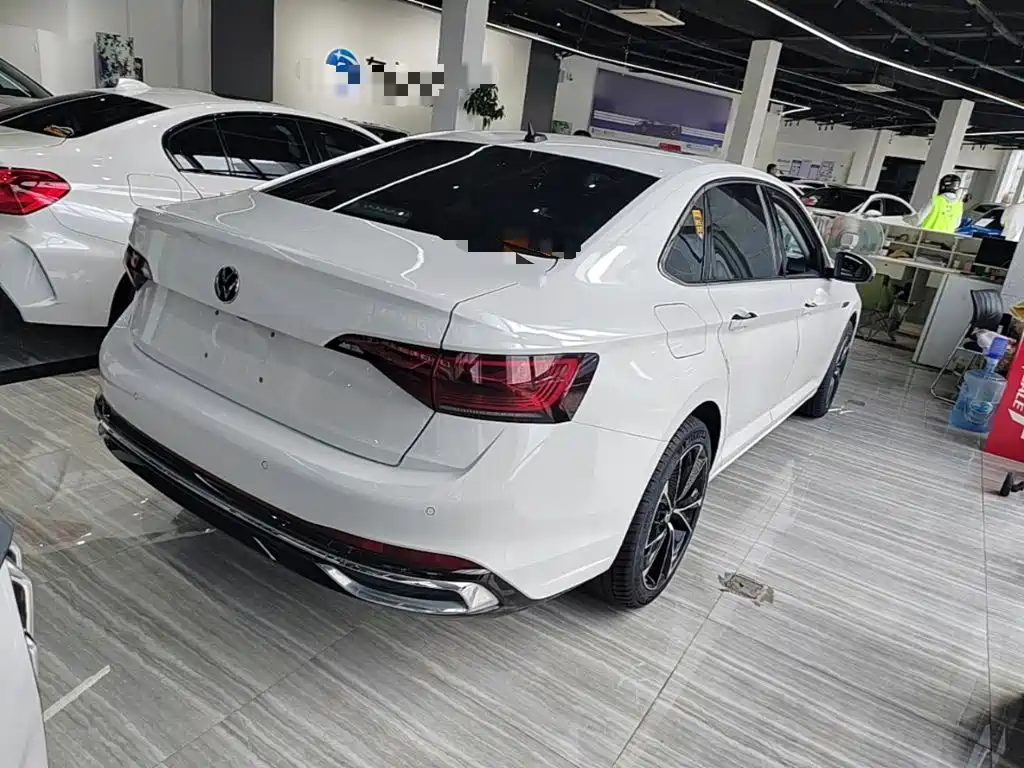 Volkswagen Sagitar — миниатюра 7
