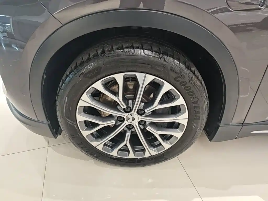 NIO ES6 — миниатюра 23