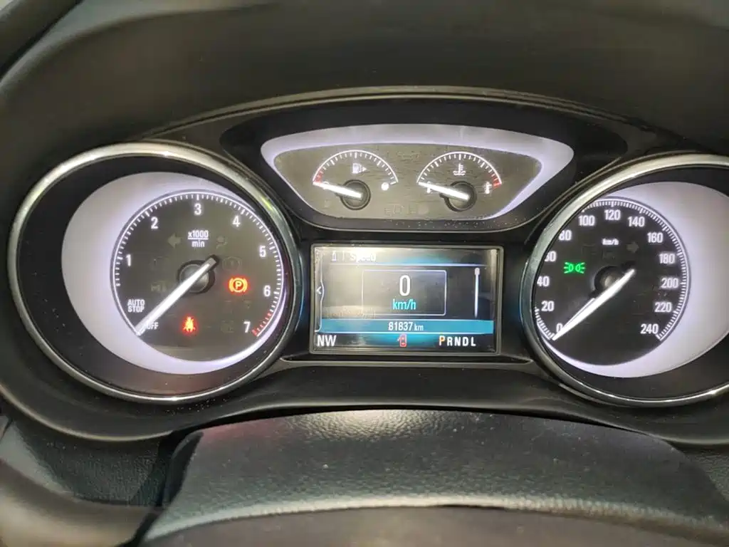 Buick Envision Plus — миниатюра 12
