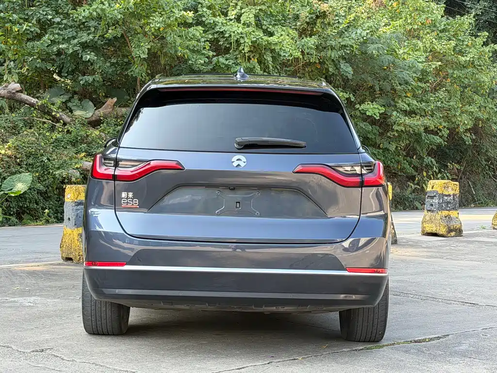 NIO NIO ES8