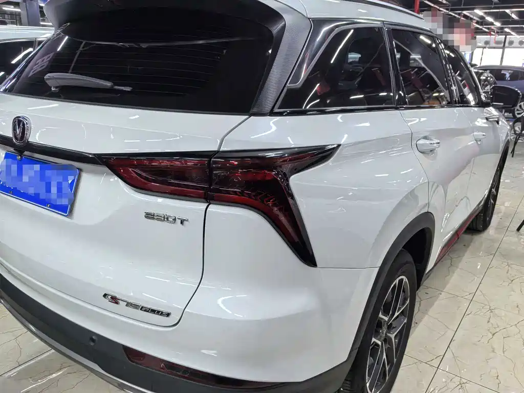 Changan Changan CS75PLUS — миниатюра 6