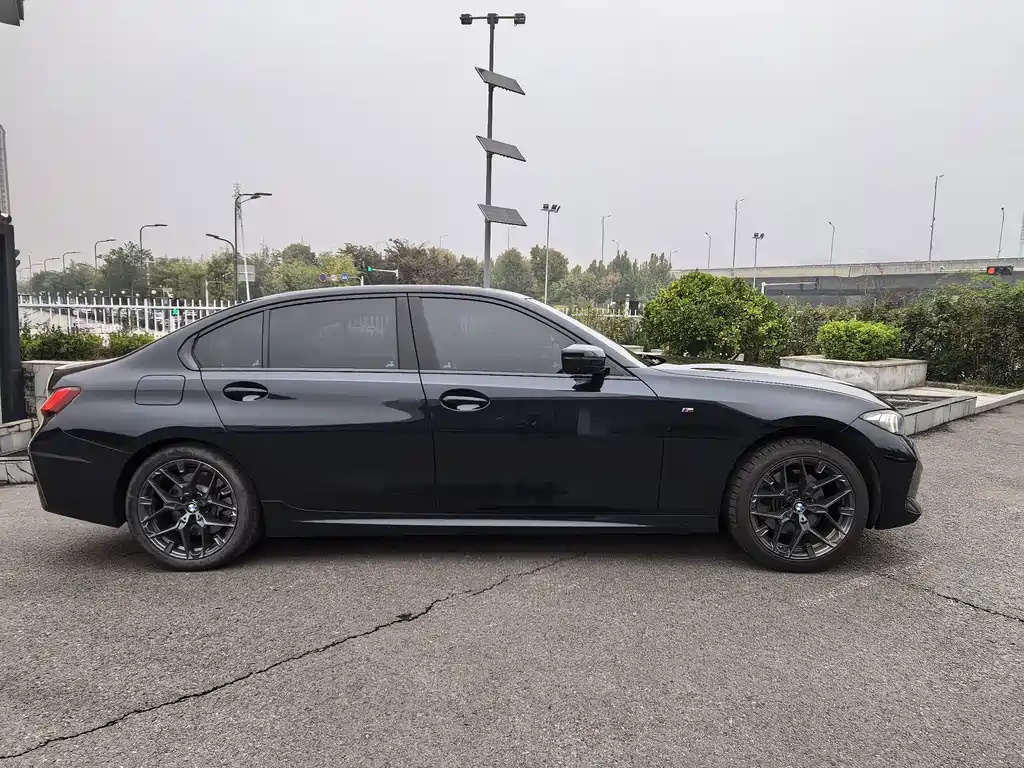 BMW 3 Series — миниатюра 5