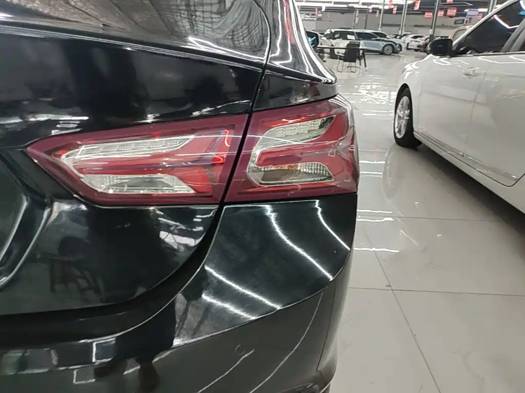 Chevrolet Malibu XL — миниатюра 8