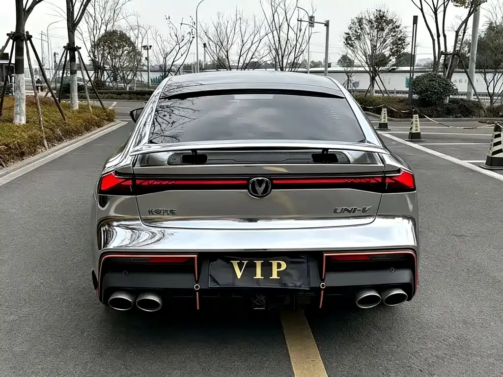 Changan UNI-V 2022 1.5T Sport