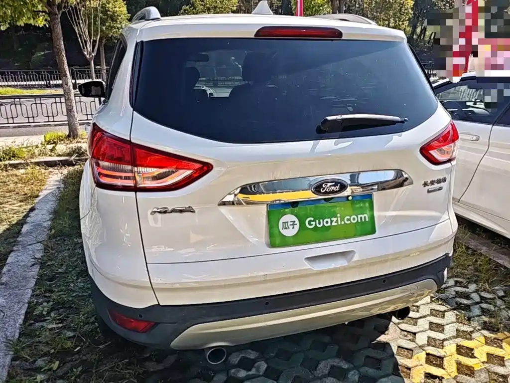 Ford Kuga — миниатюра 6
