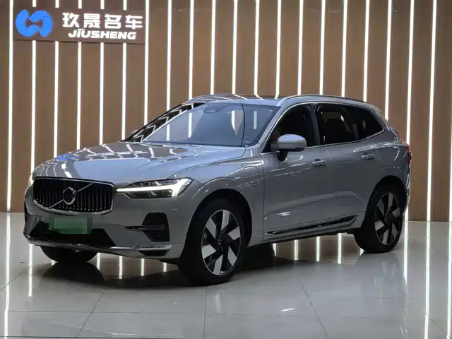 VOLVO XC60 PLUG IN HYBRID 2023