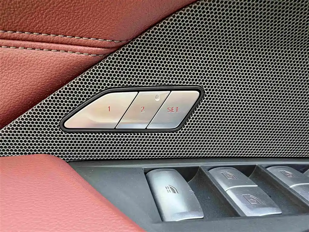 BMW 4 Series — миниатюра 30