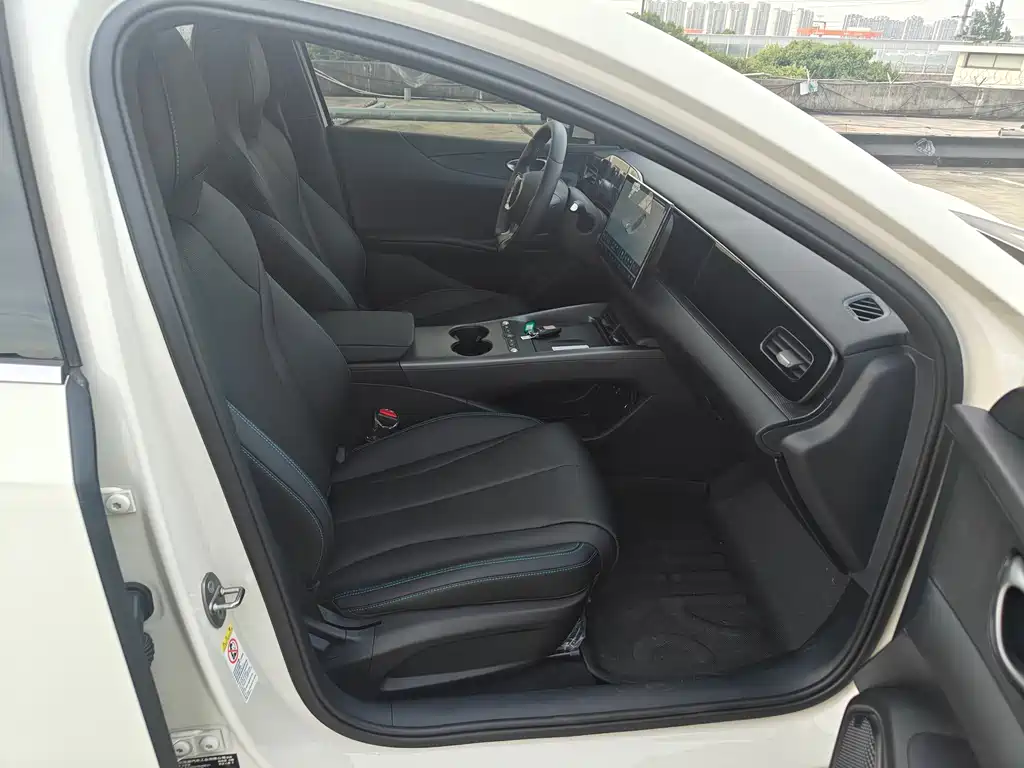BYD Seal 06 06 2025 EV 470KM