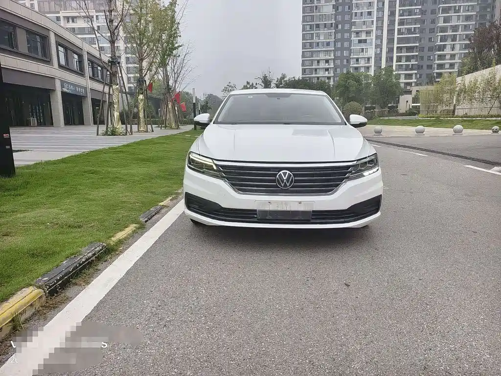 Volkswagen Lavida — миниатюра 2