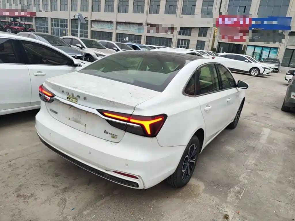 Roewe i6 MAX New Energy — миниатюра 7