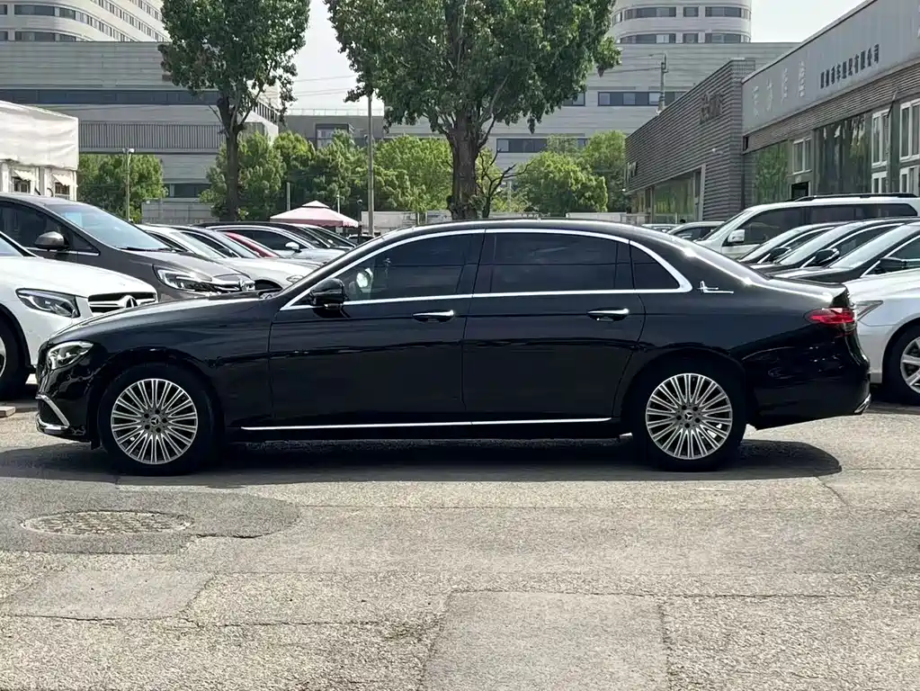 Mercedes-Benz E-Class E 2022 E 300 L Luxury