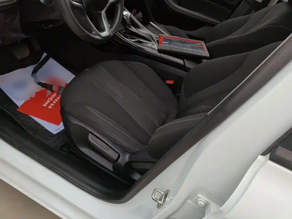 Roewe i5 — миниатюра 15