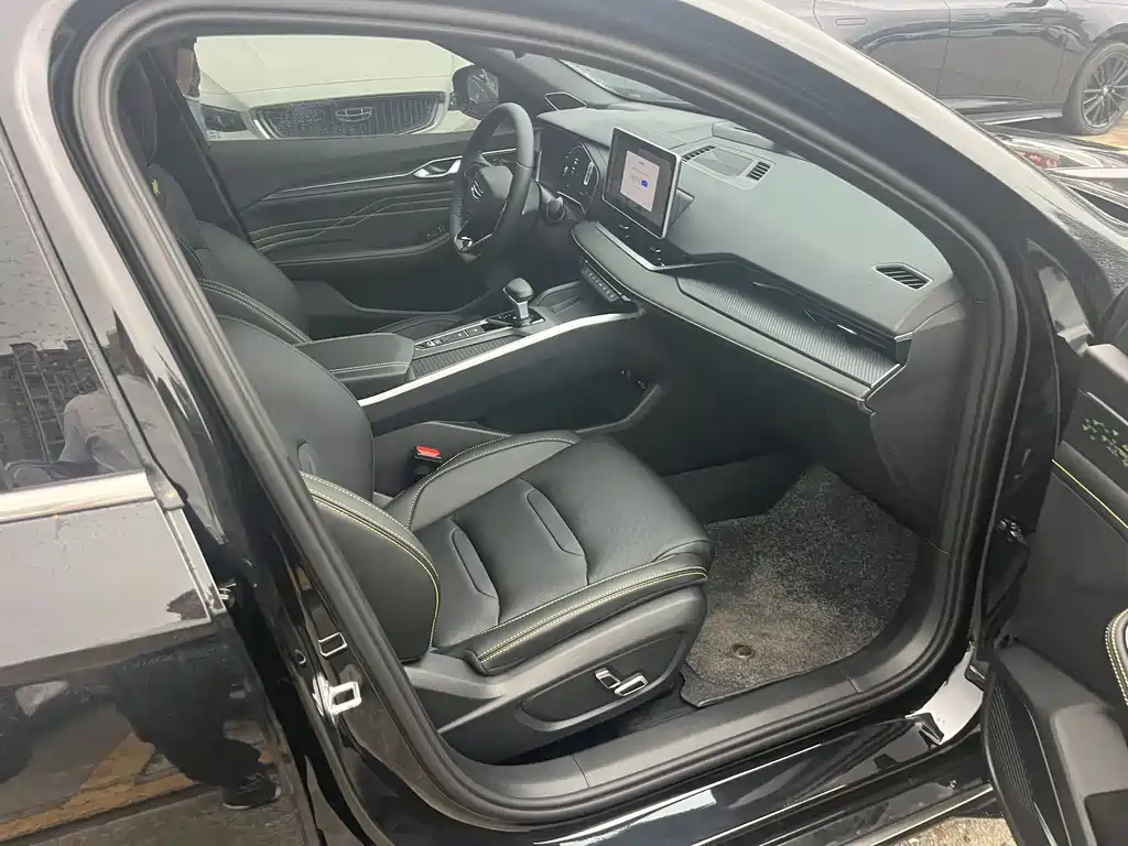 GEELY AUTOMOBILE XINGRUI