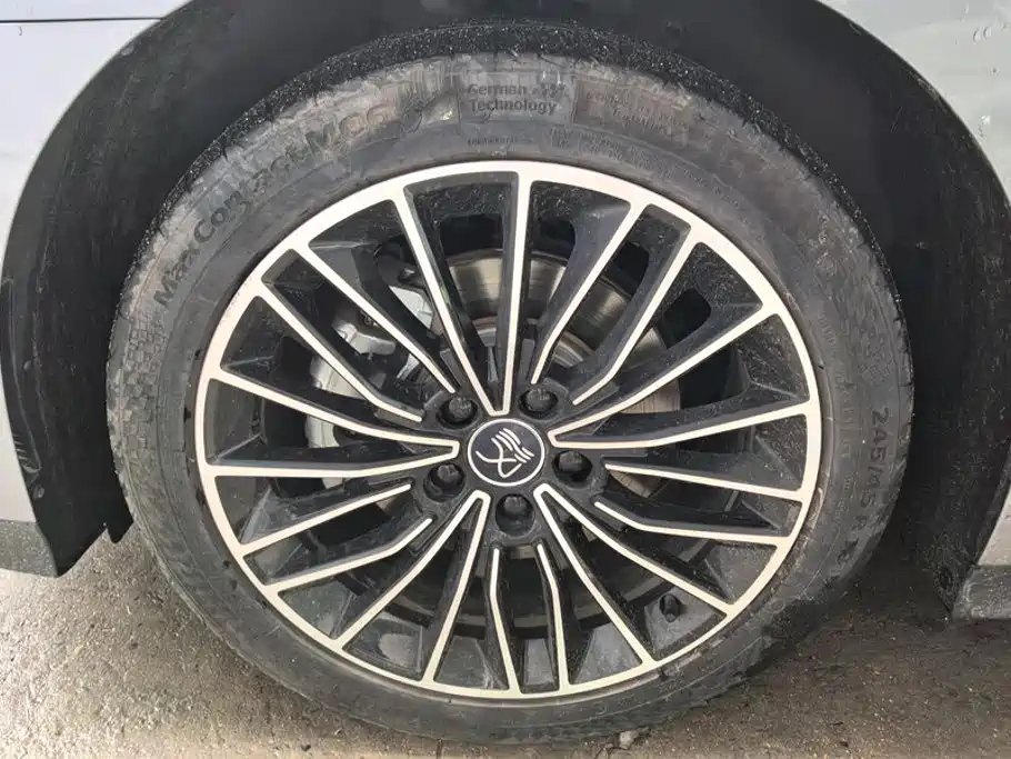 BYD Han — миниатюра 6