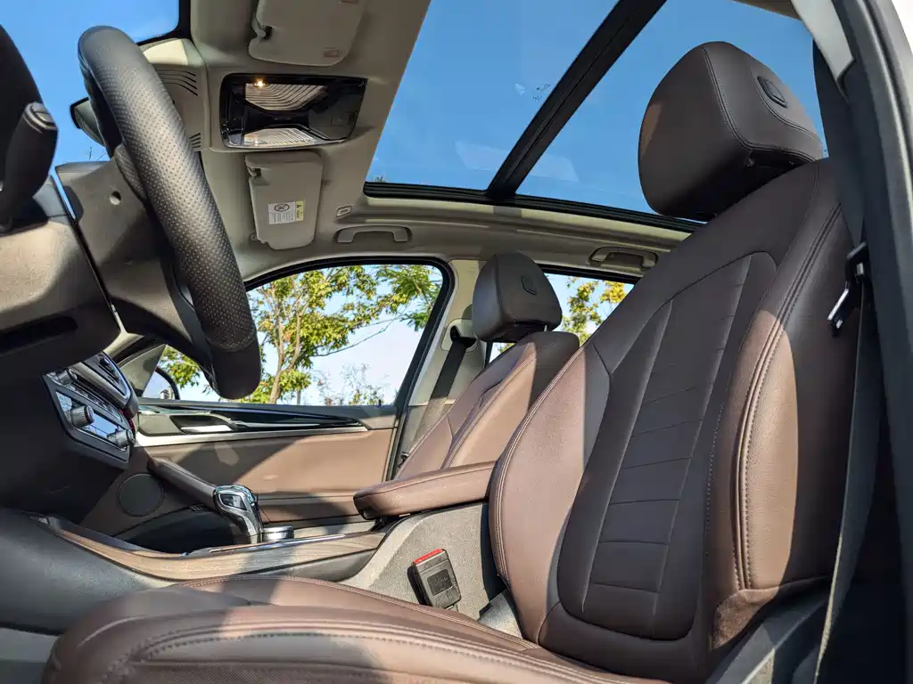 BMW X3 — миниатюра 10
