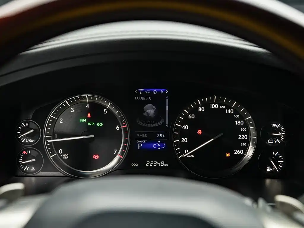 Lexus LX — миниатюра 12