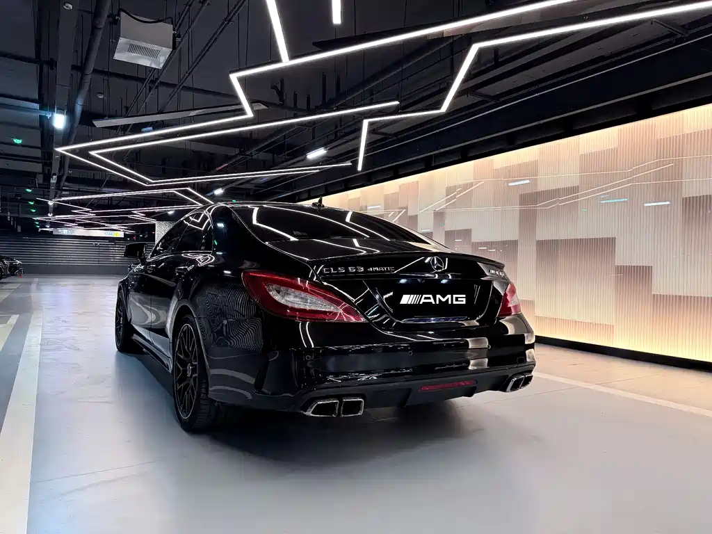 MERCEDES-BENZ CLS AMG