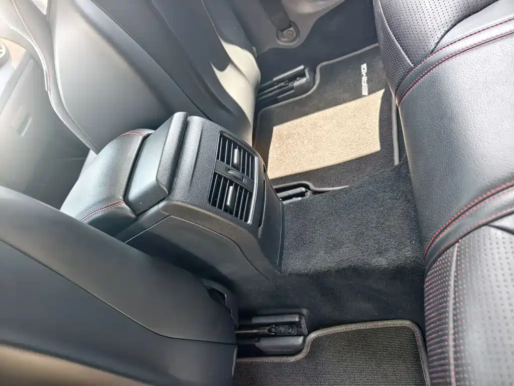Mercedes-Benz GLA AMG AMG GLA 45 4MATIC, фото 11