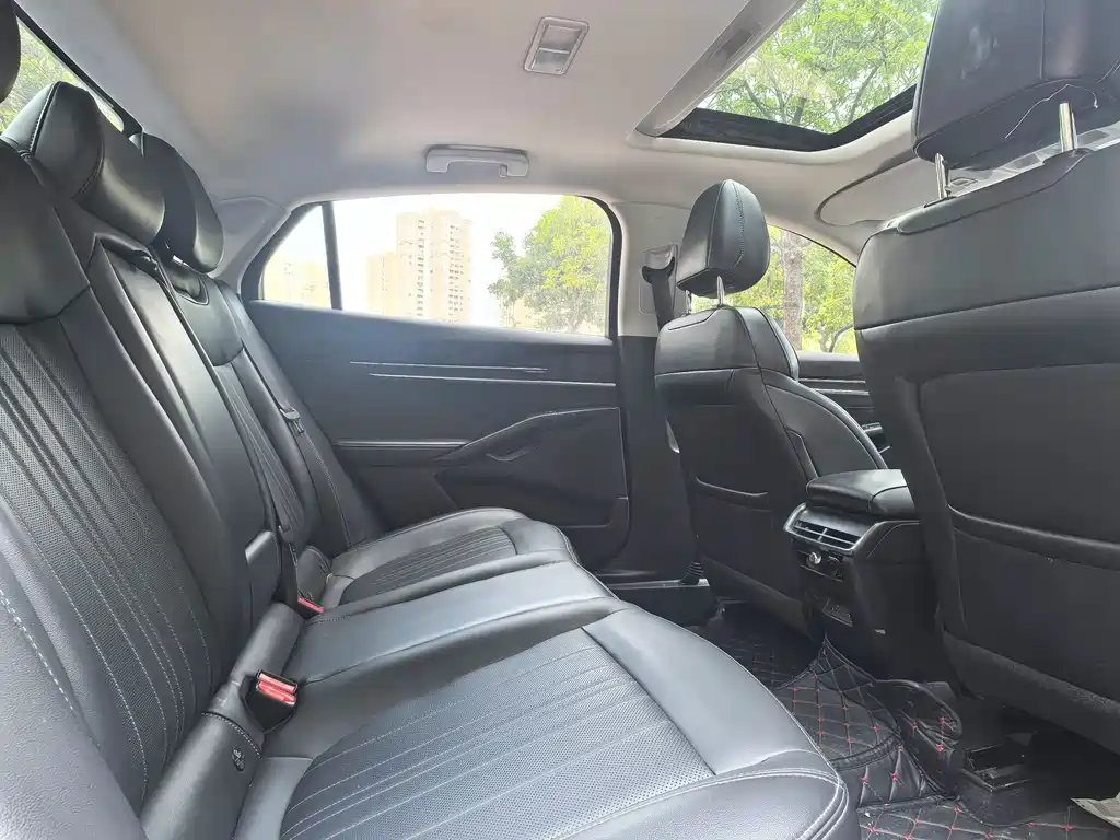 Ford Mondeo 2025 2.0T EcoBoost Luxury