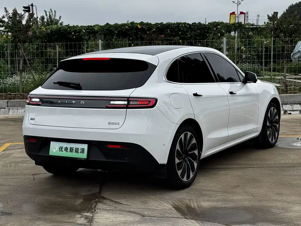 AITO Wenjie AITO M5 — миниатюра 10