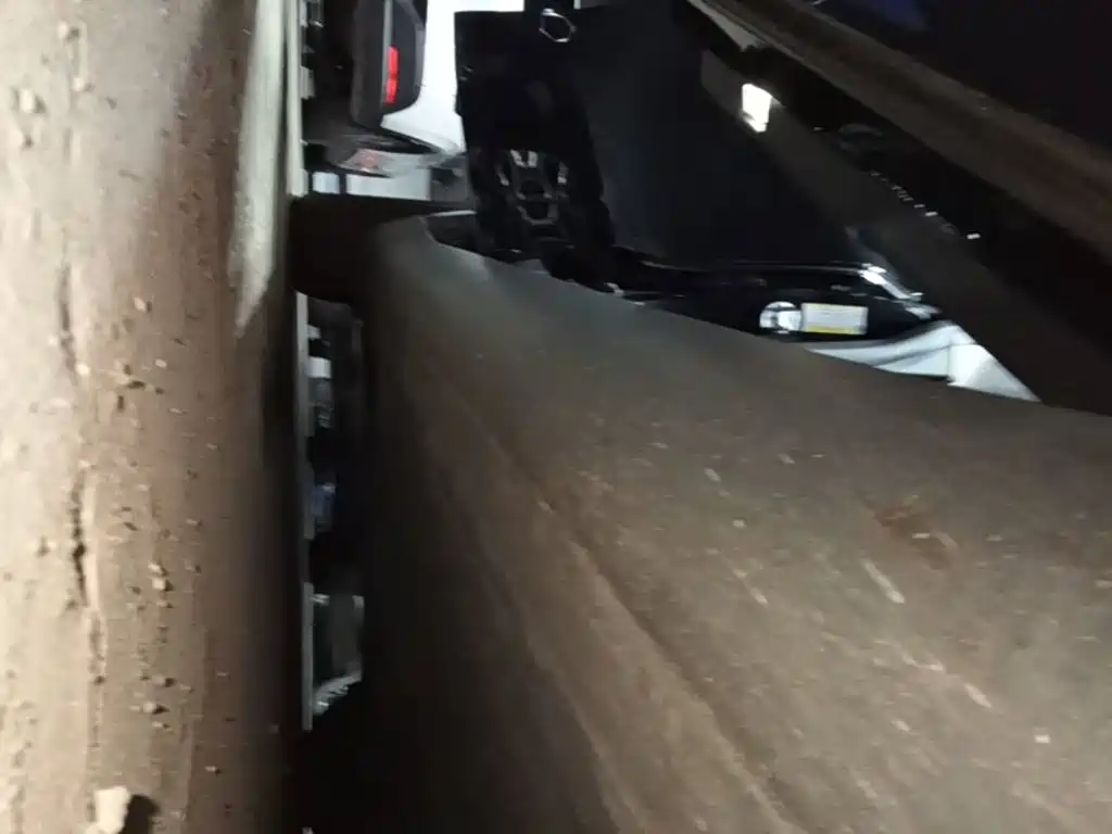 Tesla Model Y — миниатюра 21