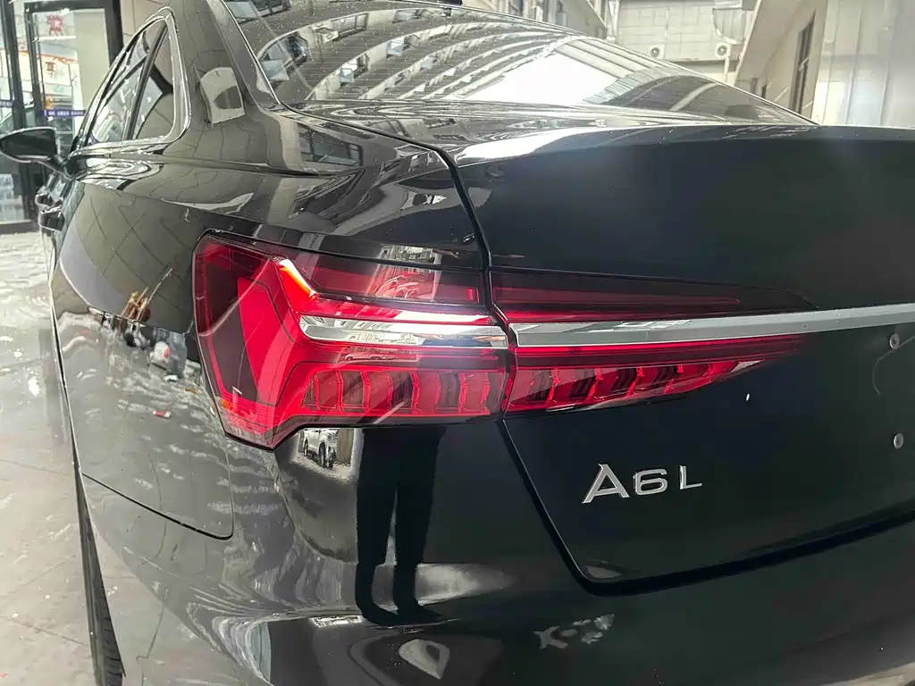 Audi A6L 2025 45 TFSI