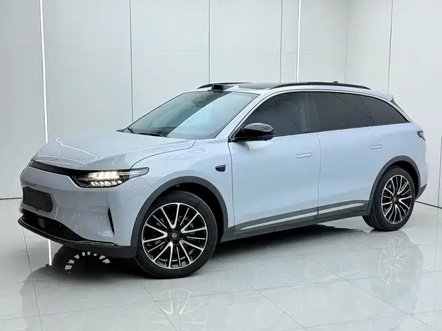 Leapmotor C11