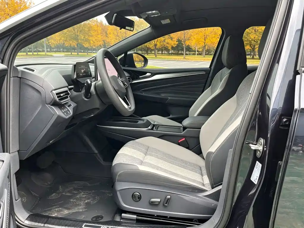 Volkswagen ID.4 Crozz — миниатюра 8