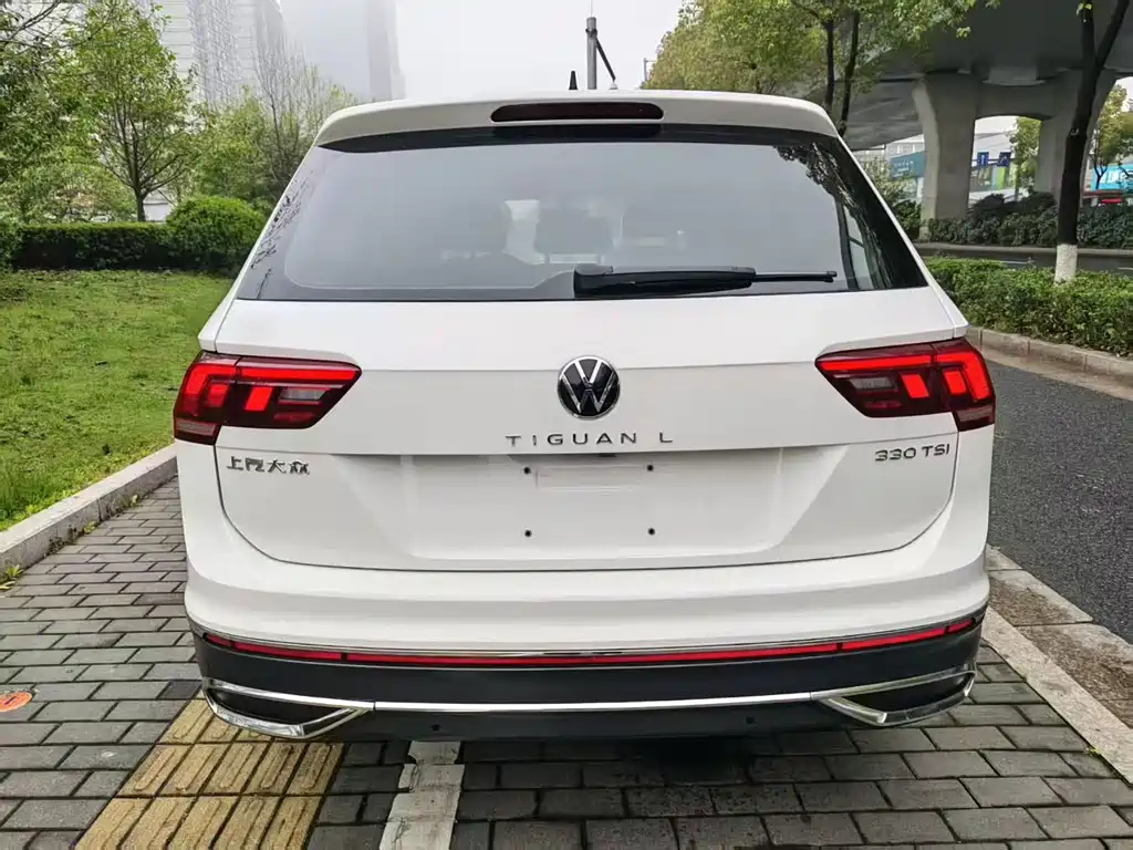Volkswagen Tiguan L — миниатюра 7