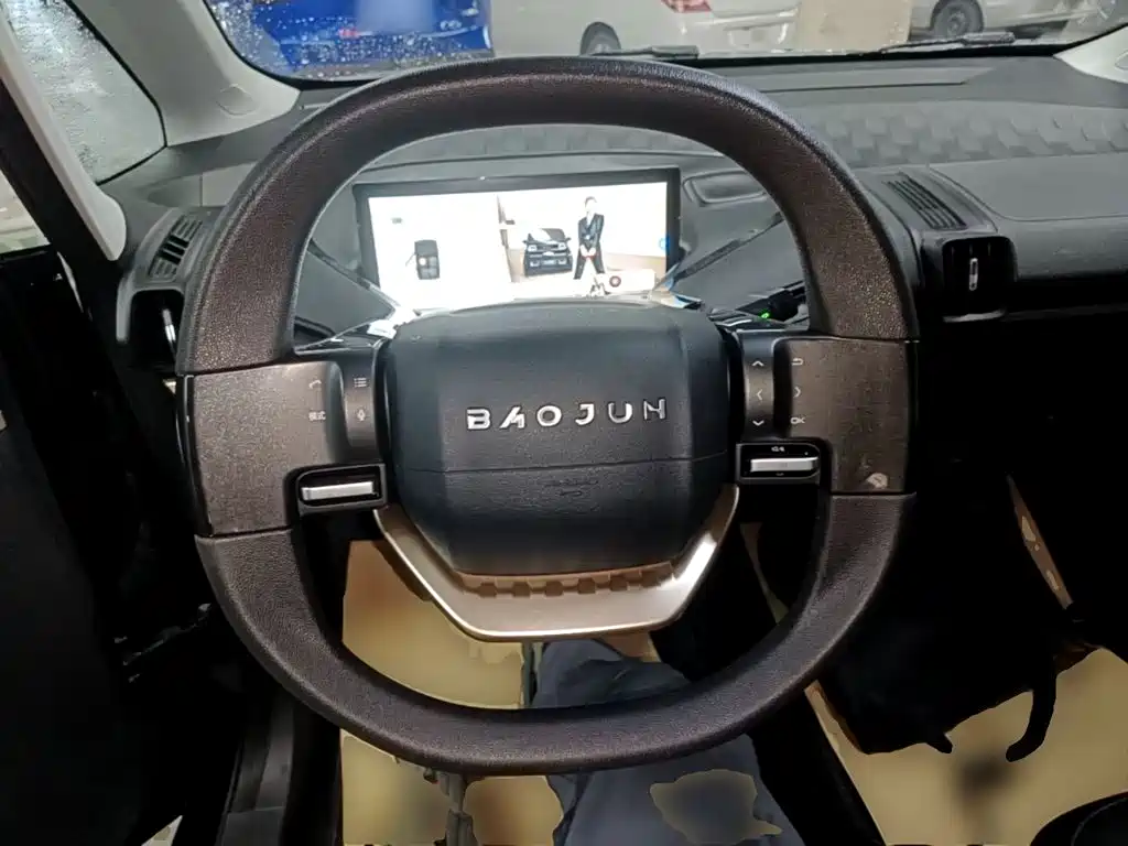 Baojun KiWi EV — миниатюра 11