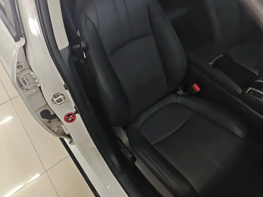 Honda Civic — миниатюра 23