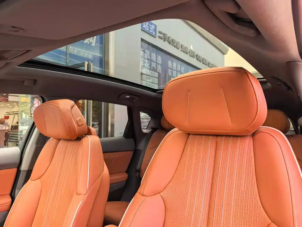 Cadillac IQ — миниатюра 12