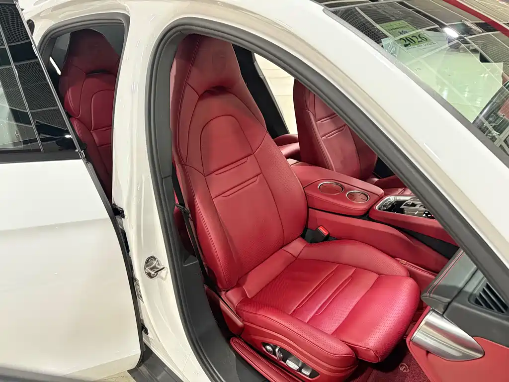 Porsche Panamera — миниатюра 24