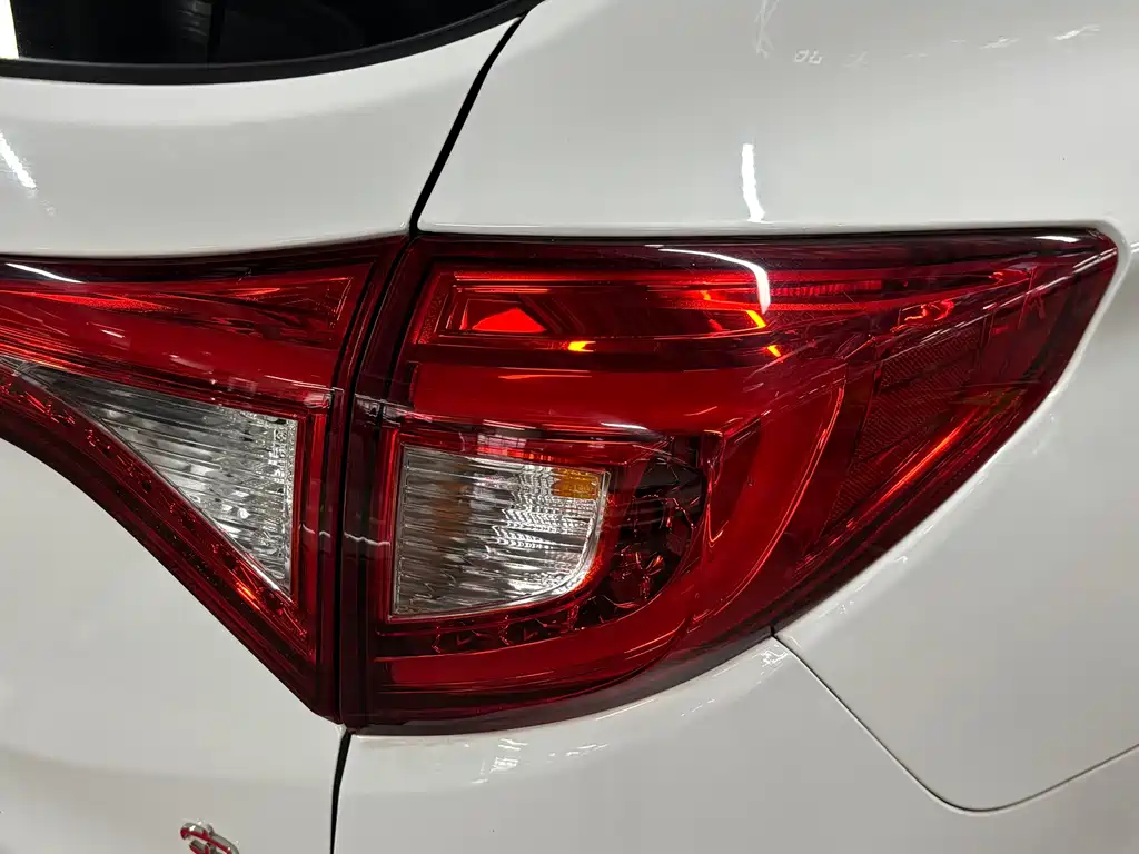 BYD Song — миниатюра 6