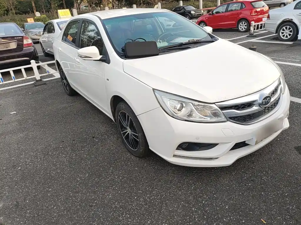 BYD Surui — миниатюра 4