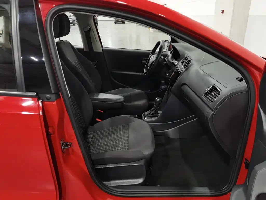 Volkswagen Polo — миниатюра 23