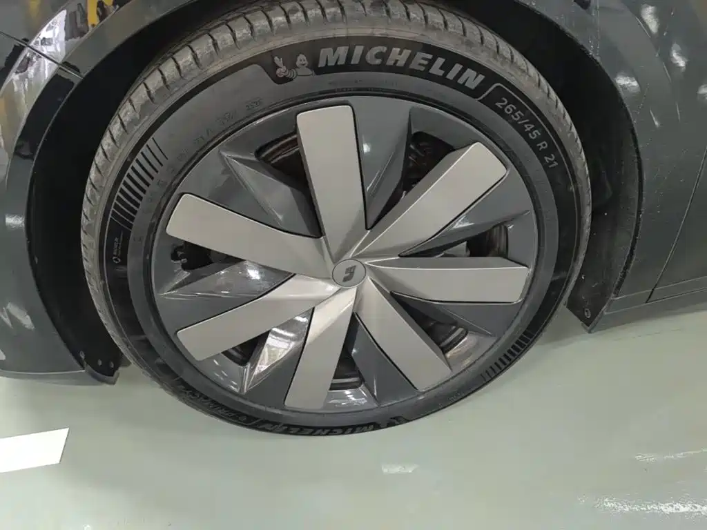 Li Auto Li i8 — миниатюра 23