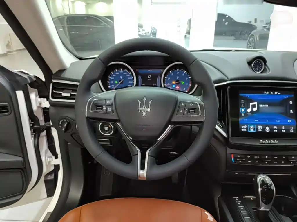 Maserati Ghibli — миниатюра 11