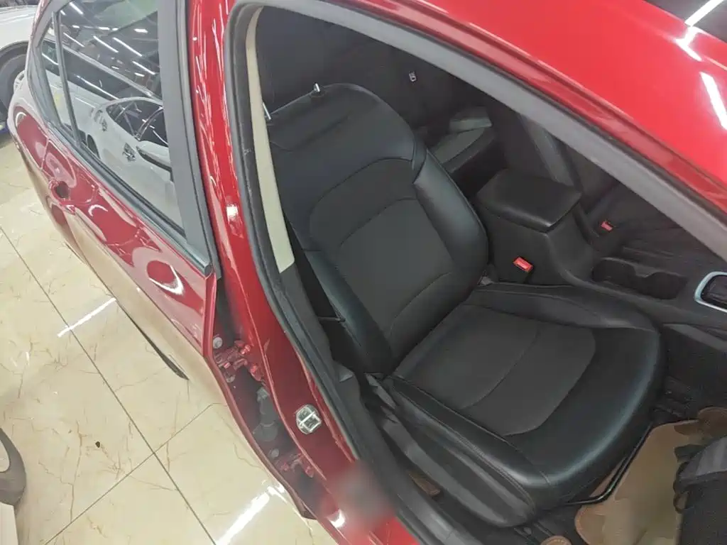 Chevrolet Cavalier — миниатюра 25
