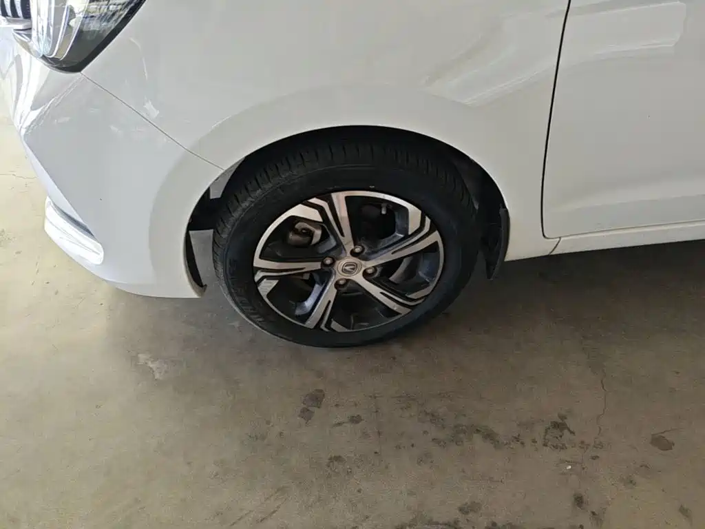 Changan Benben E-Star — миниатюра 23