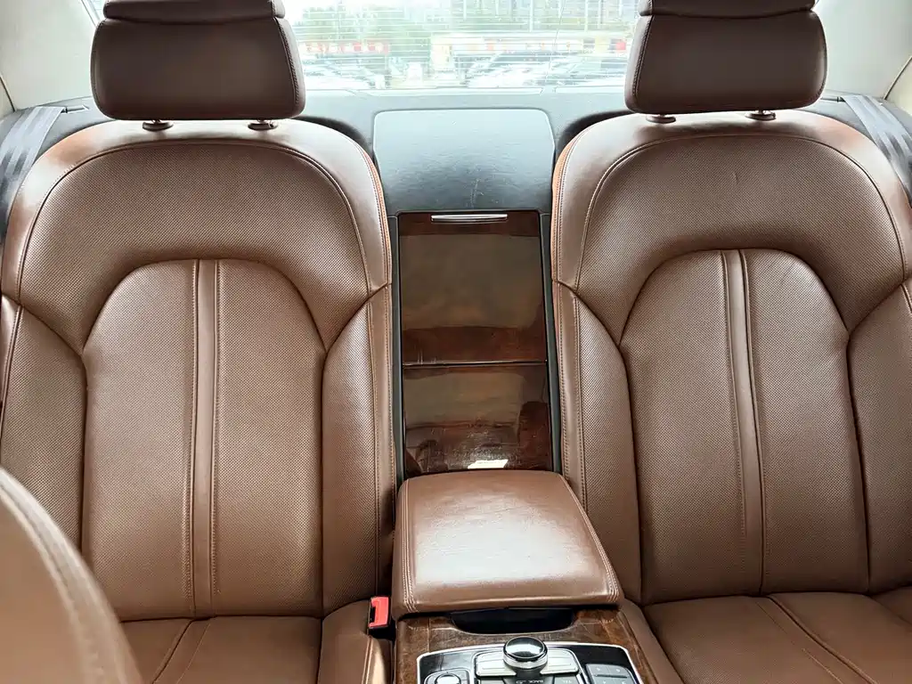 Audi A8 — миниатюра 25