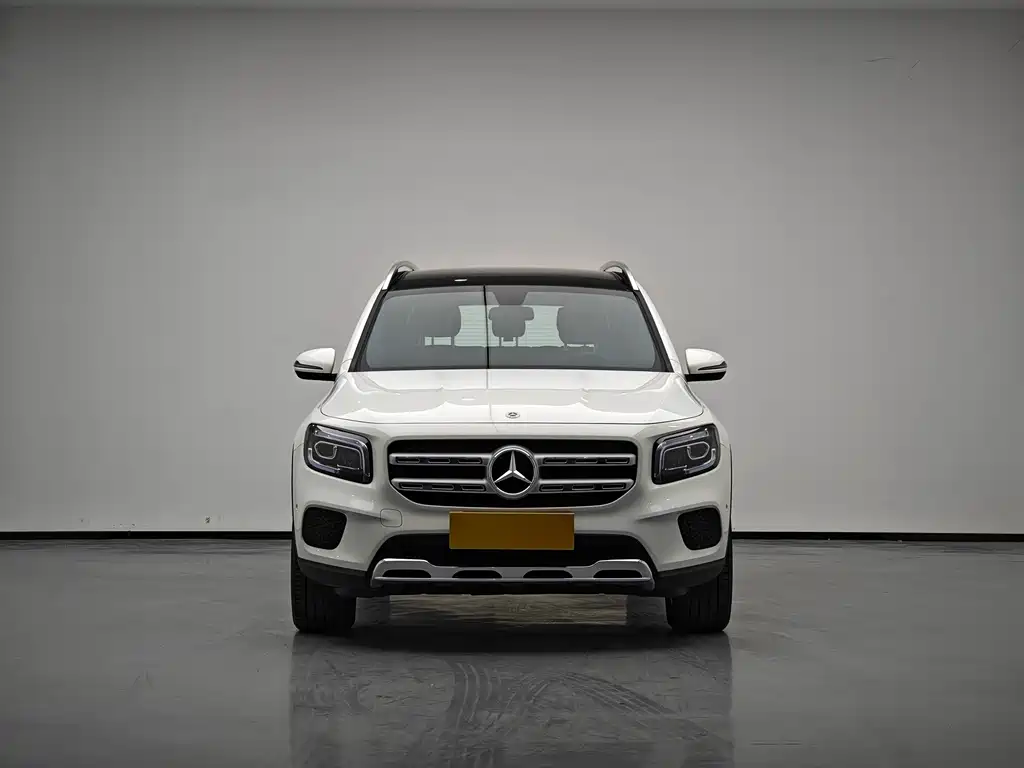 MERCEDES-BENZ GLB
