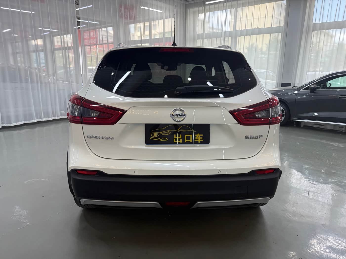 Nissan Qashqai 2.0 л 2023 г. Белый, пробег 23000 км