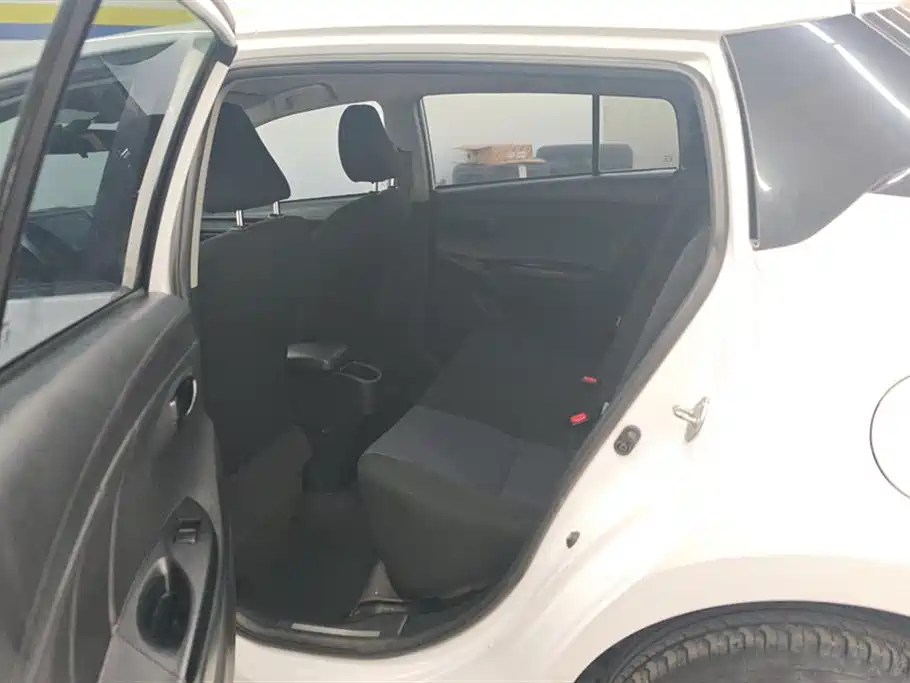 TOYOTA YARIS L ZHIXUAN