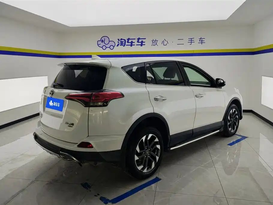TOYOTA RAV4 RONGFANG