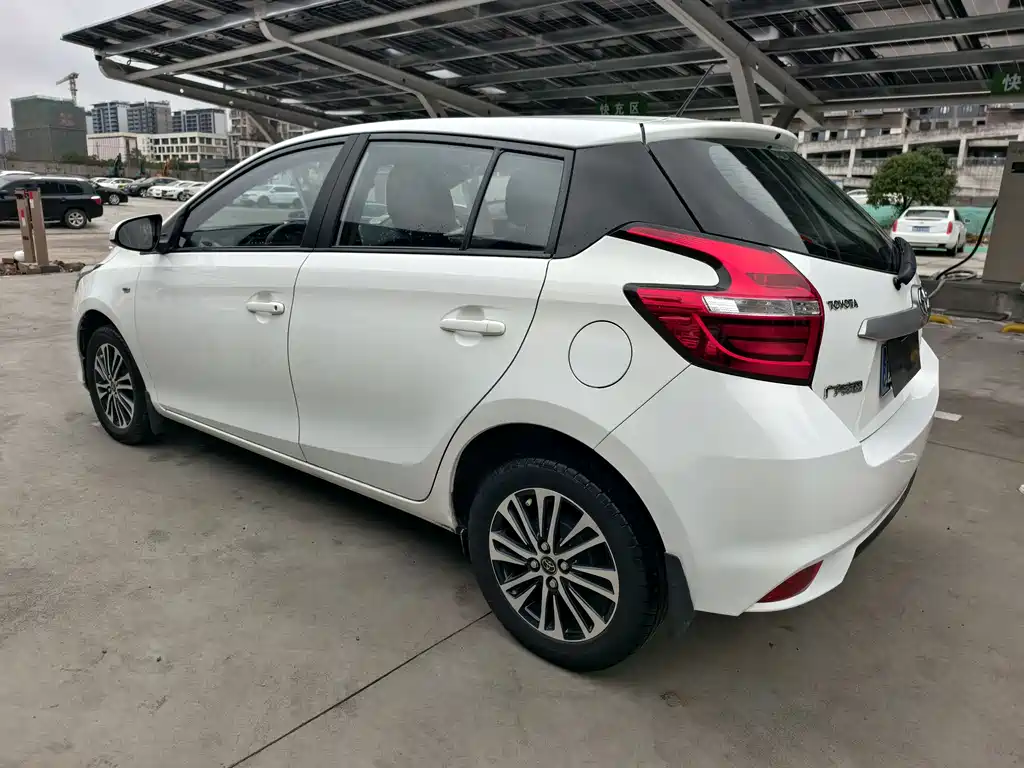 TOYOTA YARIS L ZHIXUAN