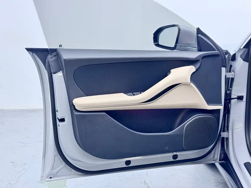 NIO ET5T — миниатюра 7