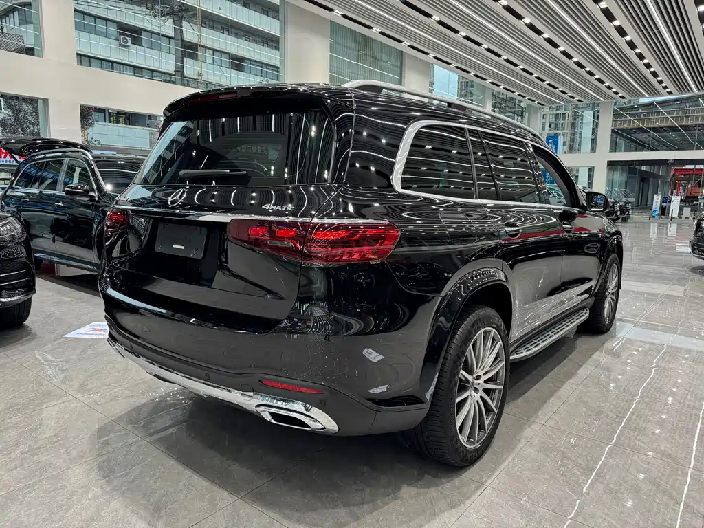 Mercedes-Benz GLS — миниатюра 32