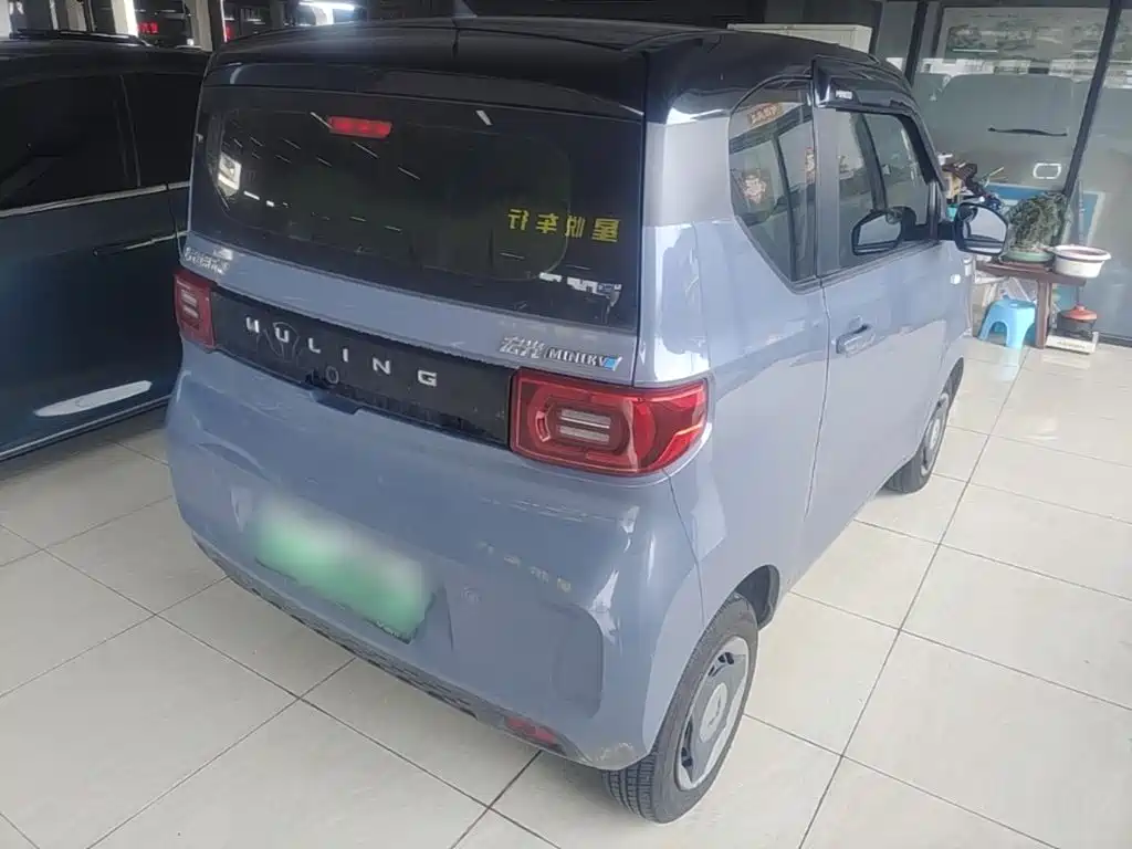 Wuling MINIEV — миниатюра 5