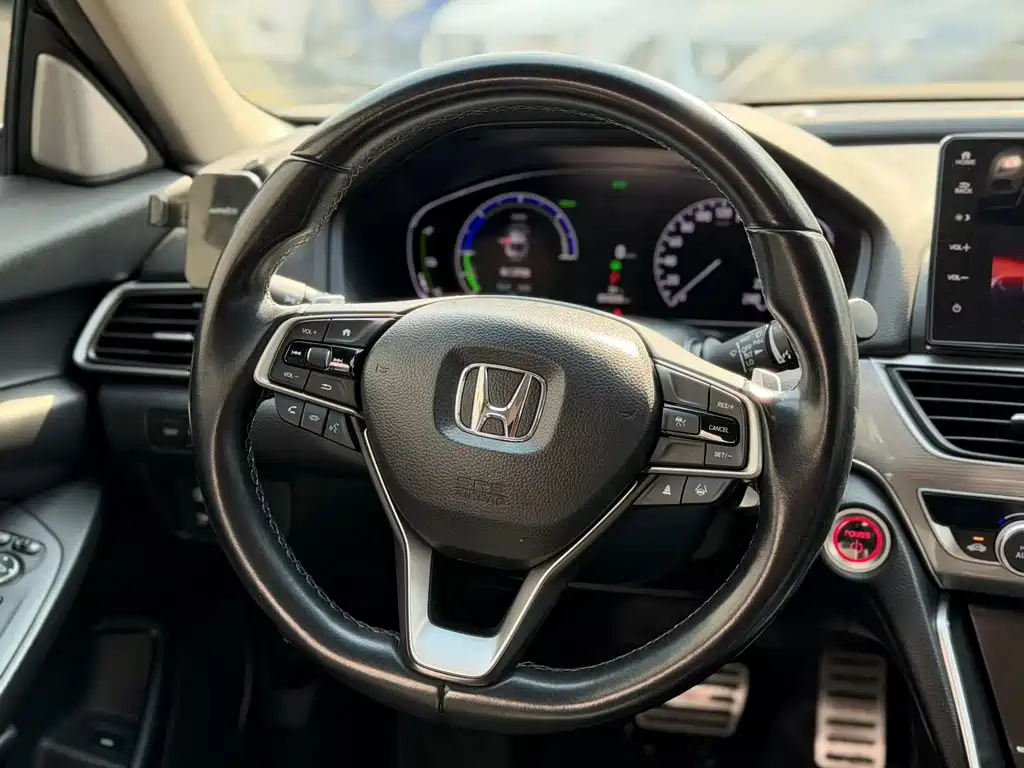 Honda Accord — миниатюра 2